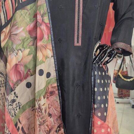 Heavy Embroidered Kurti Pant Set with Organza Dupatta